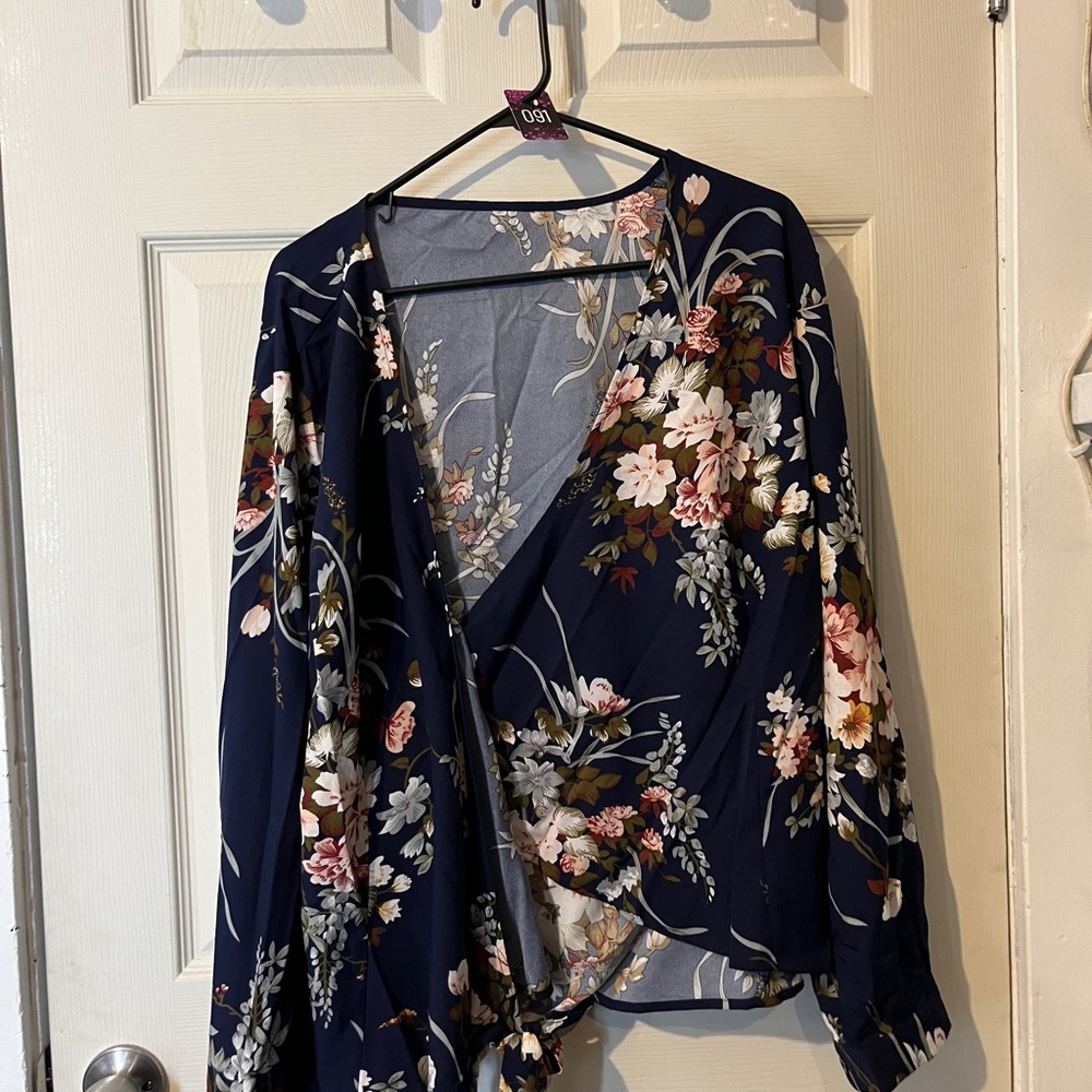COPY - 91. SHEIN 4XL Curve wrap blouse blue with flowers